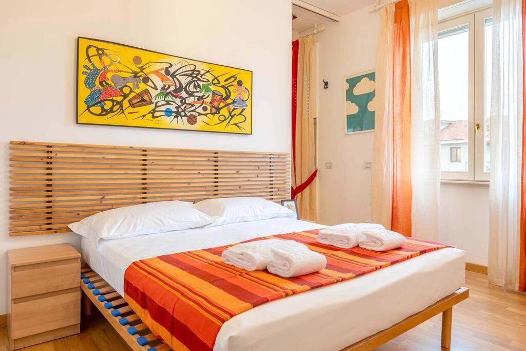 Ferienwohnung Guest Planet - Grazioso Bilocale Bande Nere M1 Mailand Exterior foto